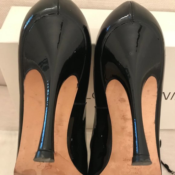 Manolo Blahnik Black Patent Leather Peep-Toe Heels